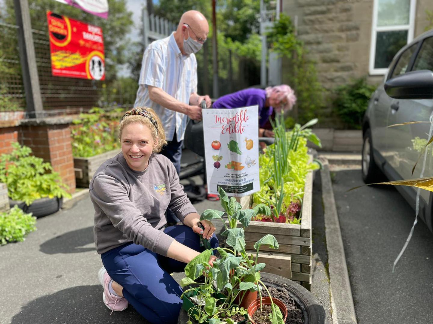 Incredible Edible - Park Farm Community Centre